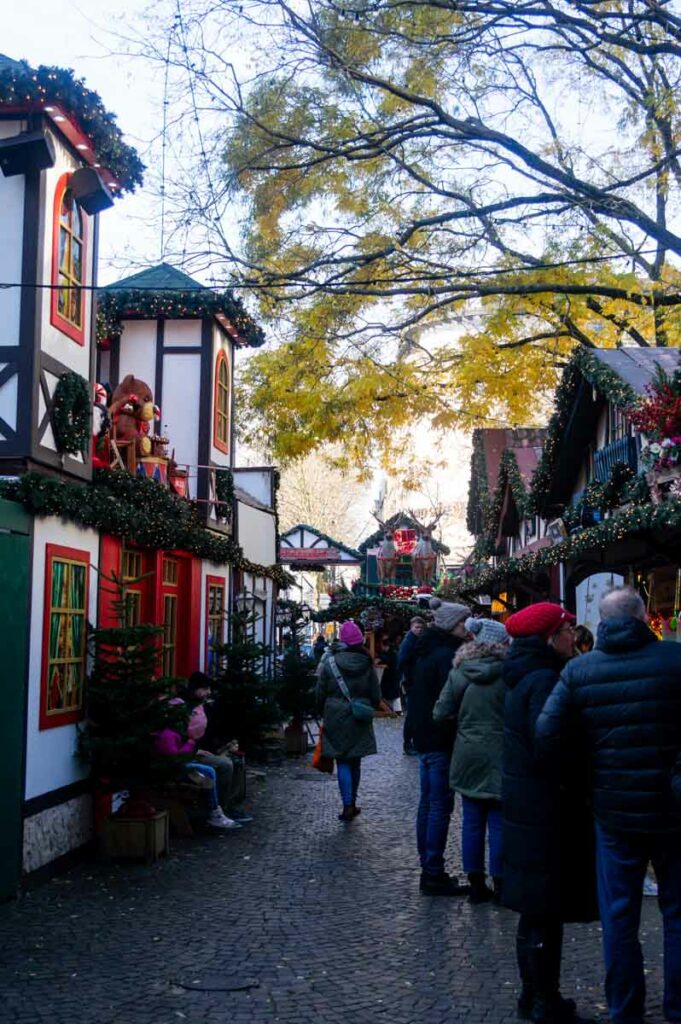 Le Village de Saint Nicolas à Cologne