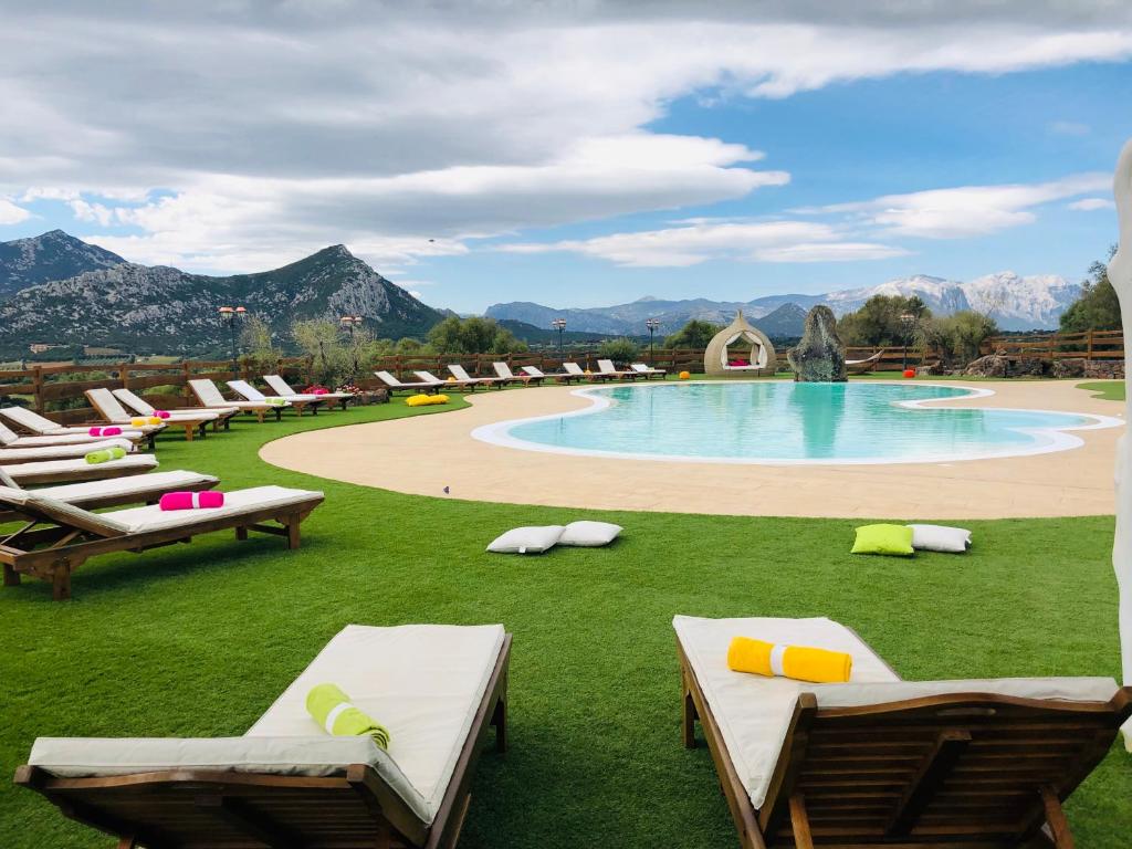 piscine de l'agriturismo S'Ozzastru