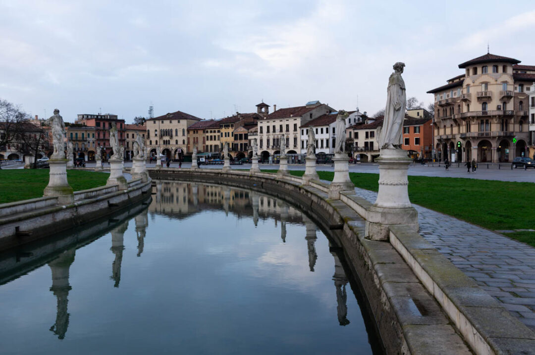la place Prato Delle Valle à Padoue