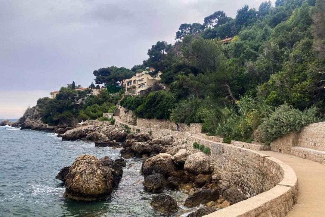 sentier du littoral au Cap d'Ail