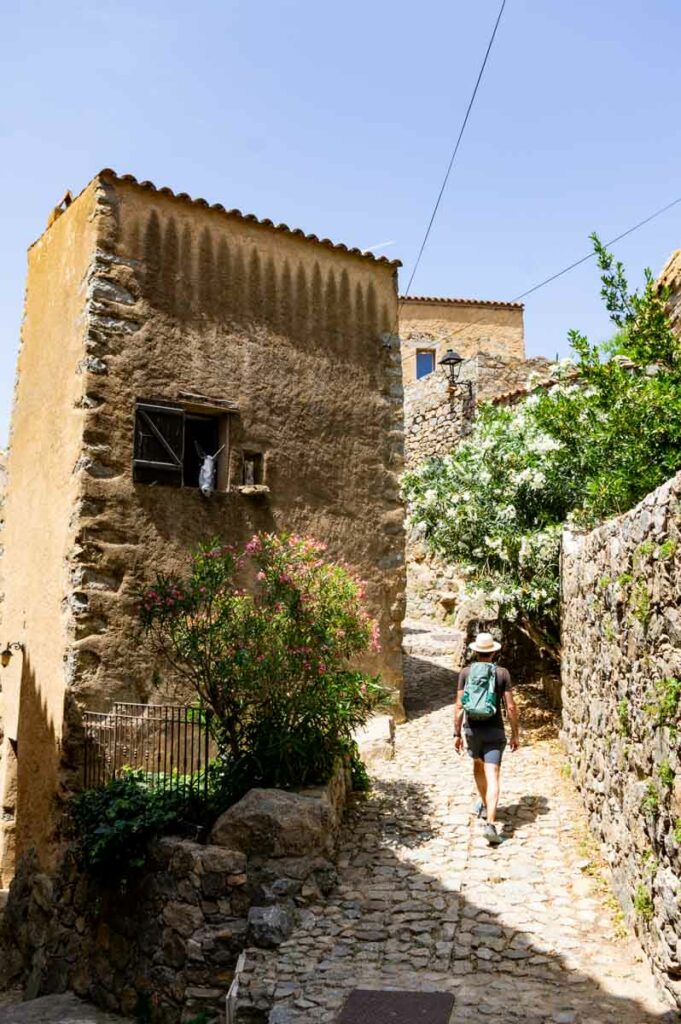 Visite de Sant'Antonino, l'un des plus beaux villages de France