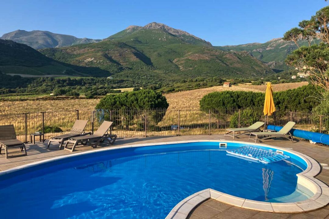 piscine de l'auberge U Lustincone