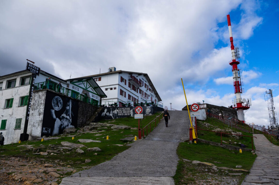 les cafés au sommet de la Rhune
