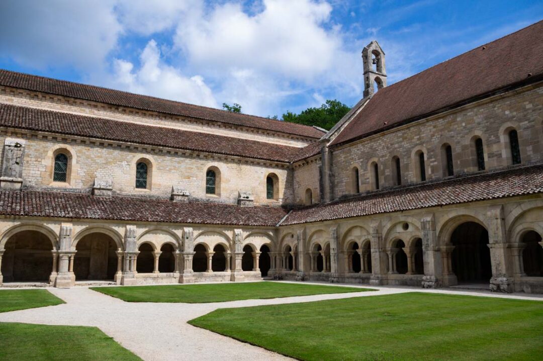 Cloitre de l'Abbaye de Fontenay