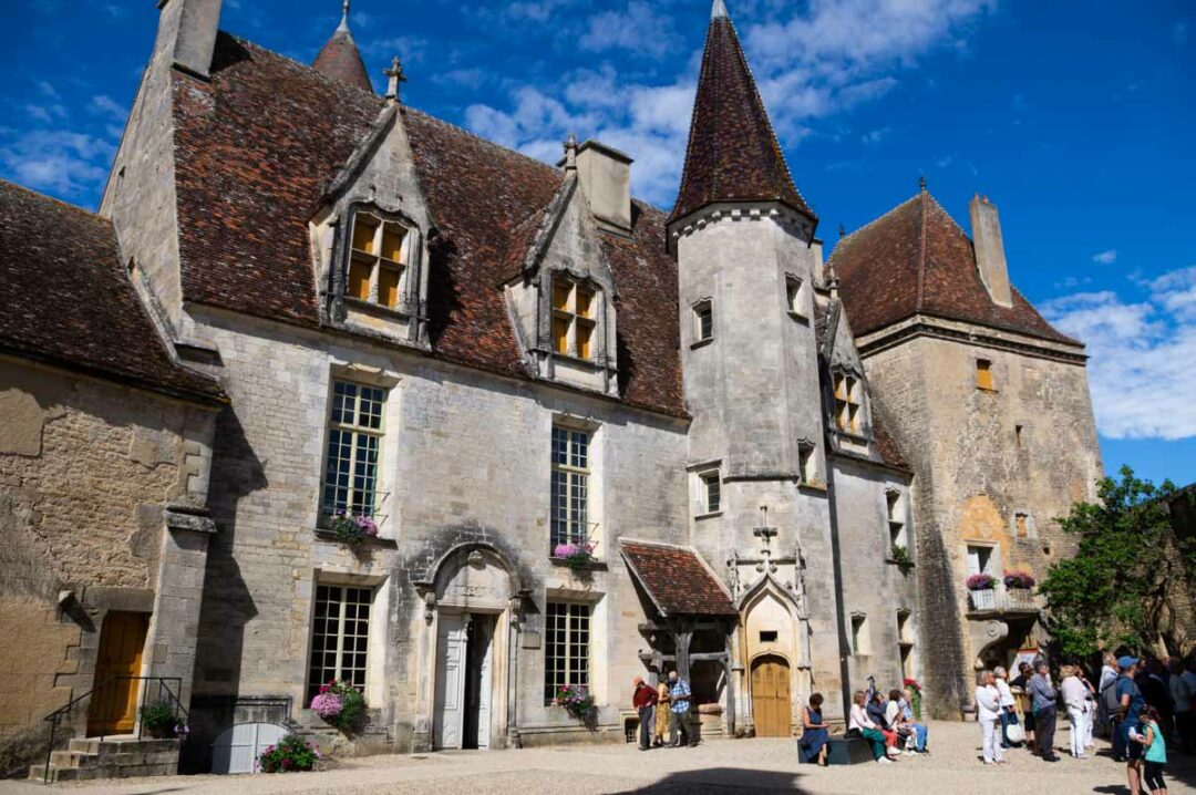 Logis principal du Château de Châteauneuf