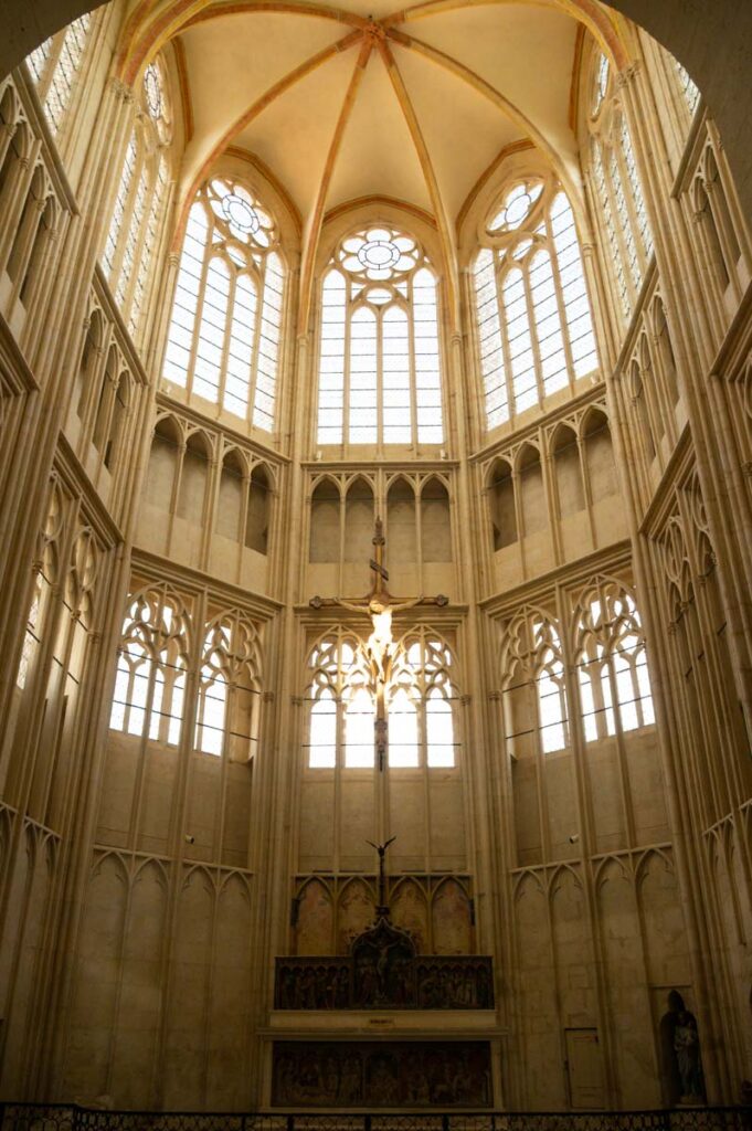 Chœur de l'église Saint Thibault