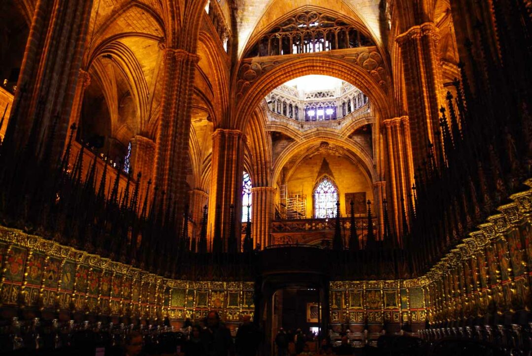 visite de l'intérieur de la cathédrale de Barcelone