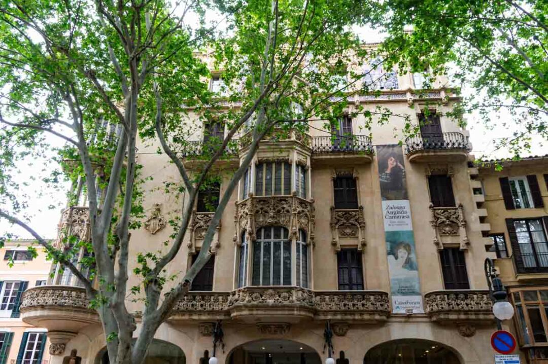Immeuble moderniste de la Plaça Weyler