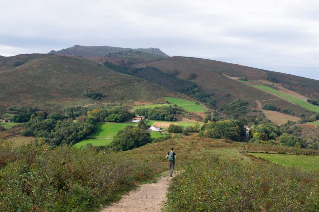 Randonnée autour de Sare avec vue sur la Rhune