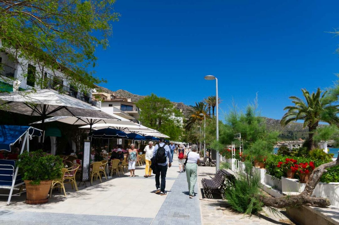 front de mer et restaurants de Port de Pollenca
