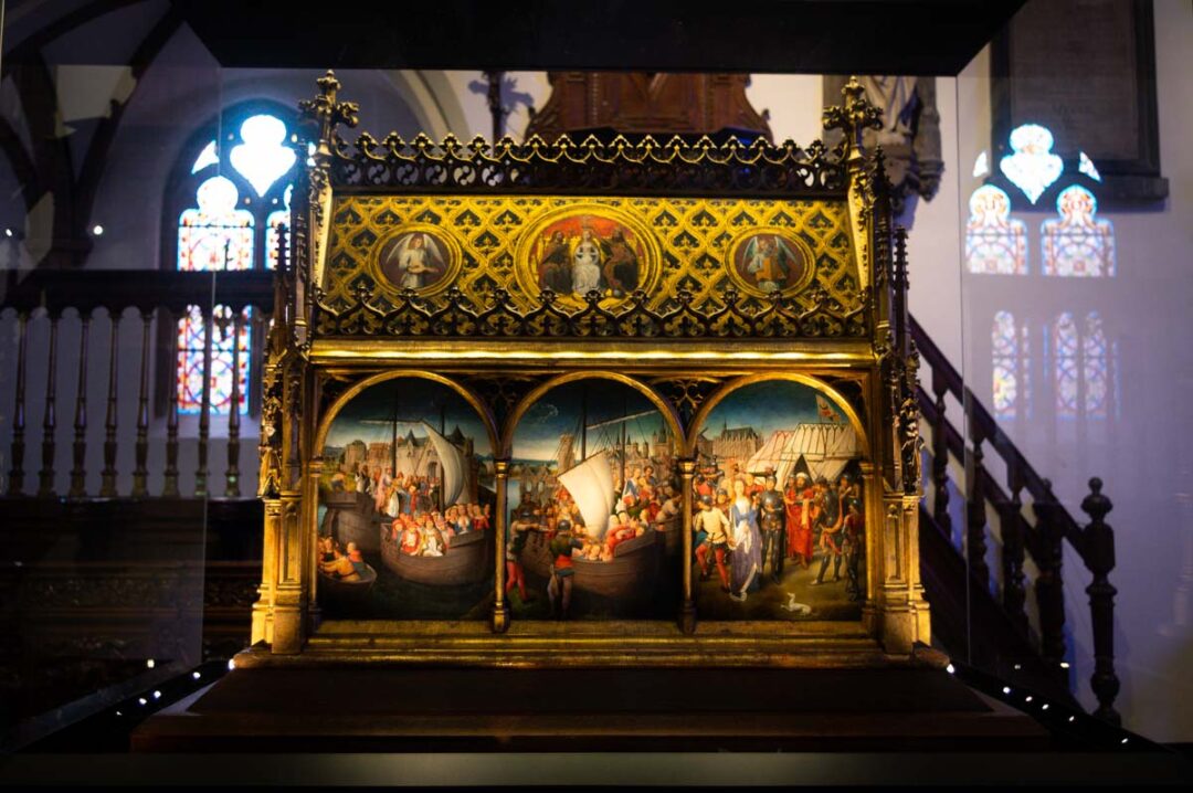 Chasse peinte par Memling, pièce maitresse du musée de l'Hopital Saint Jean