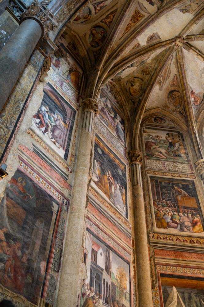Détail de fresques dans le Duomo de Naples