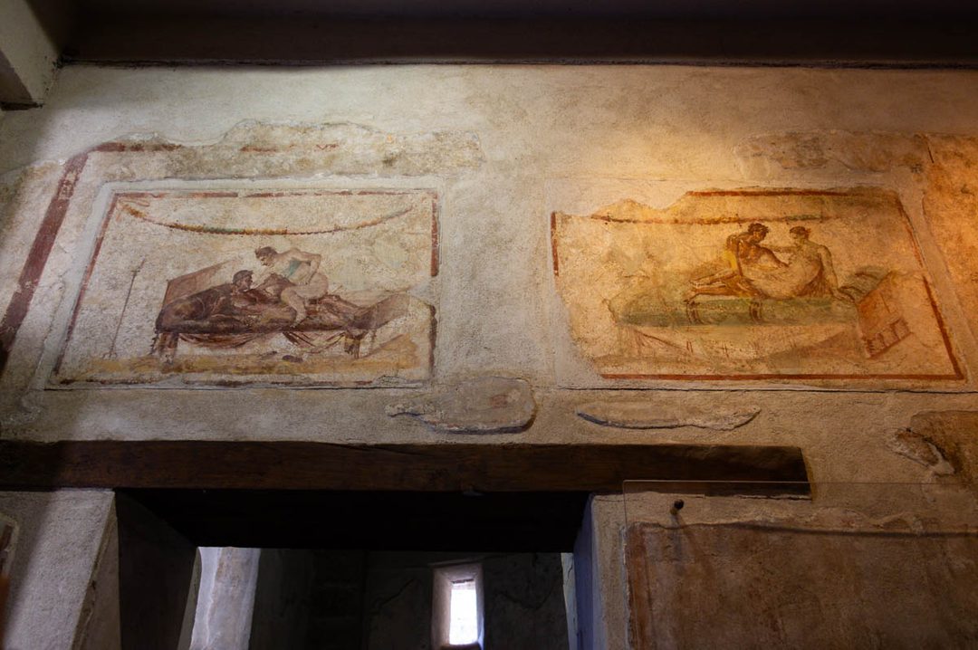 fresques dans le lupanar de Pompei